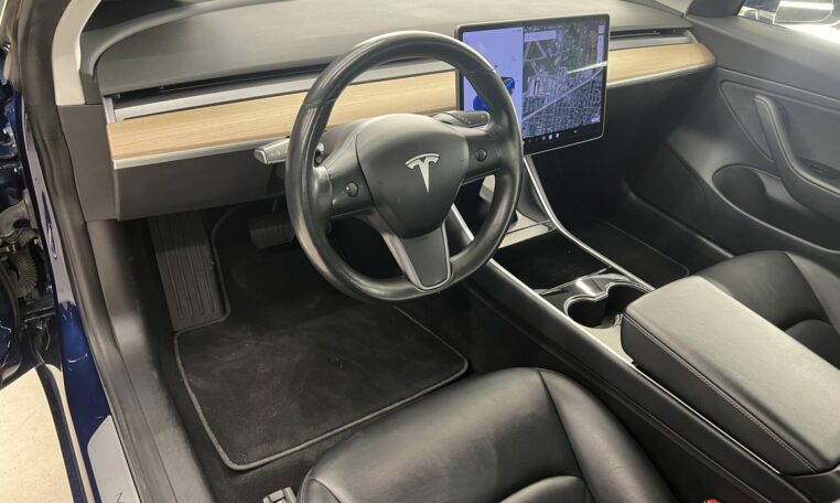 M9456-2018-TESLA-MODEL-3-LONG-RANGE-RWD-BLUE-3-762x456-1.jpeg