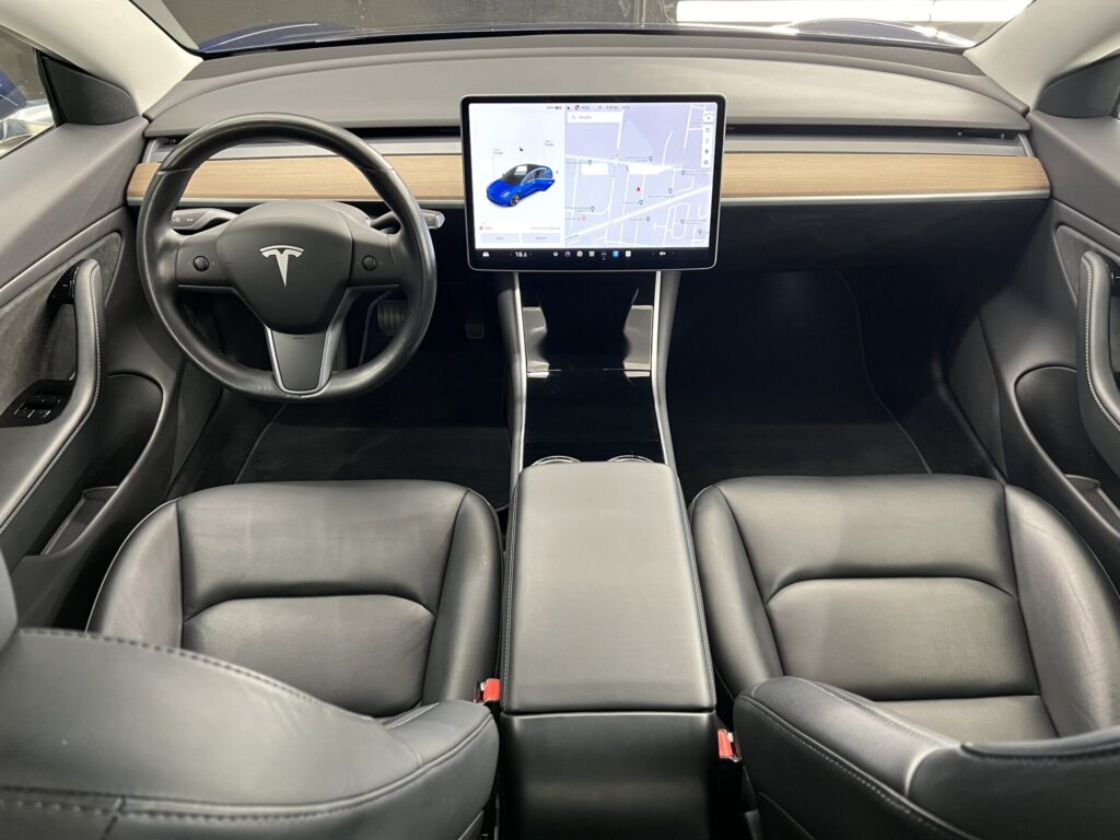 M9462-2019-Tesla-Model-3-LRDM-4.jpeg