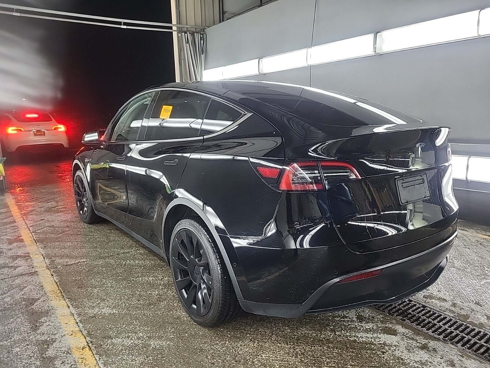 Tesla Model Y Long Range Dual Motor