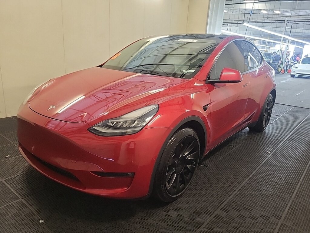 Tesla Model Y Long Range Dual Motor