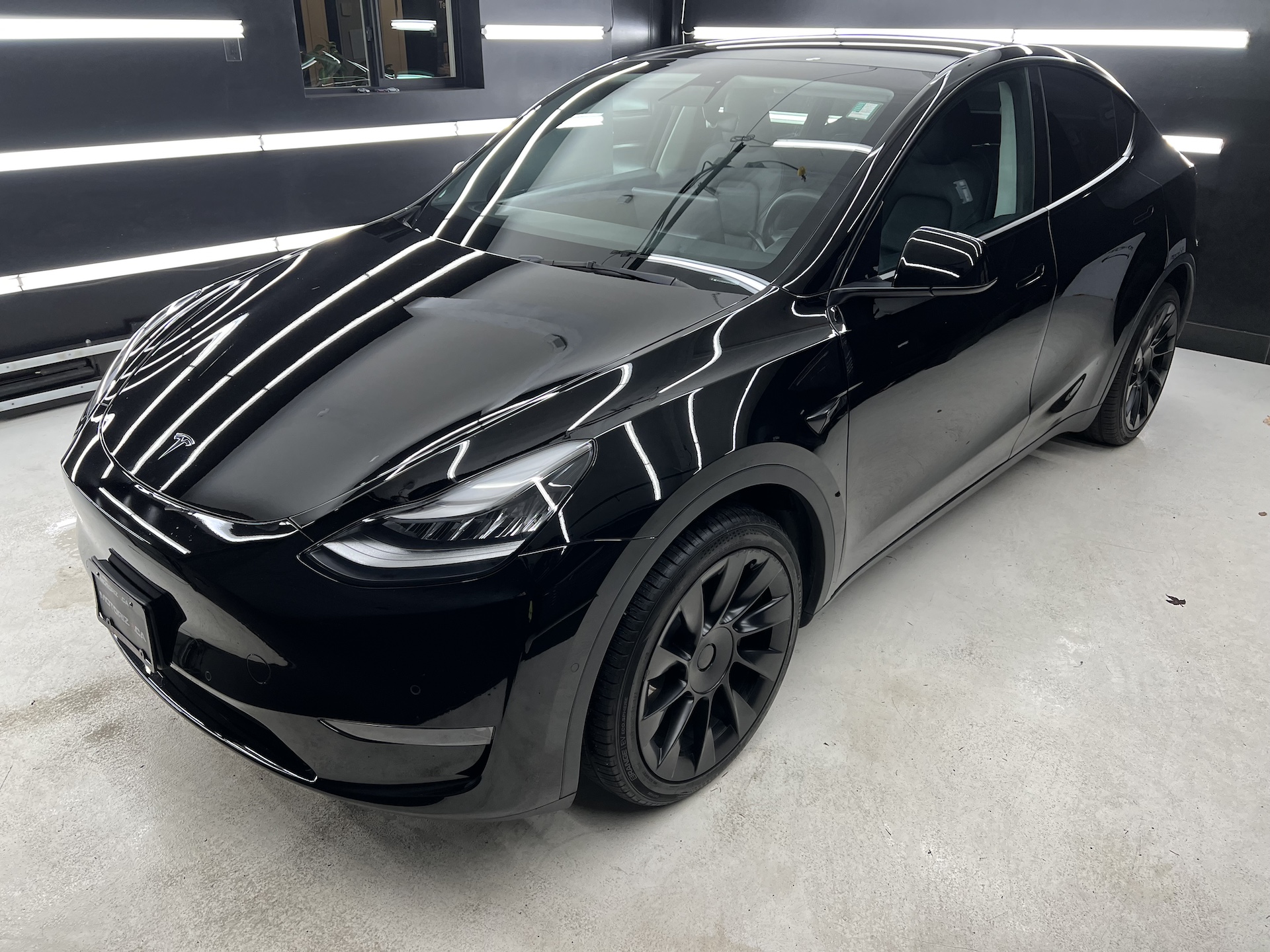 Tesla Model Y Long Range Dual Motor