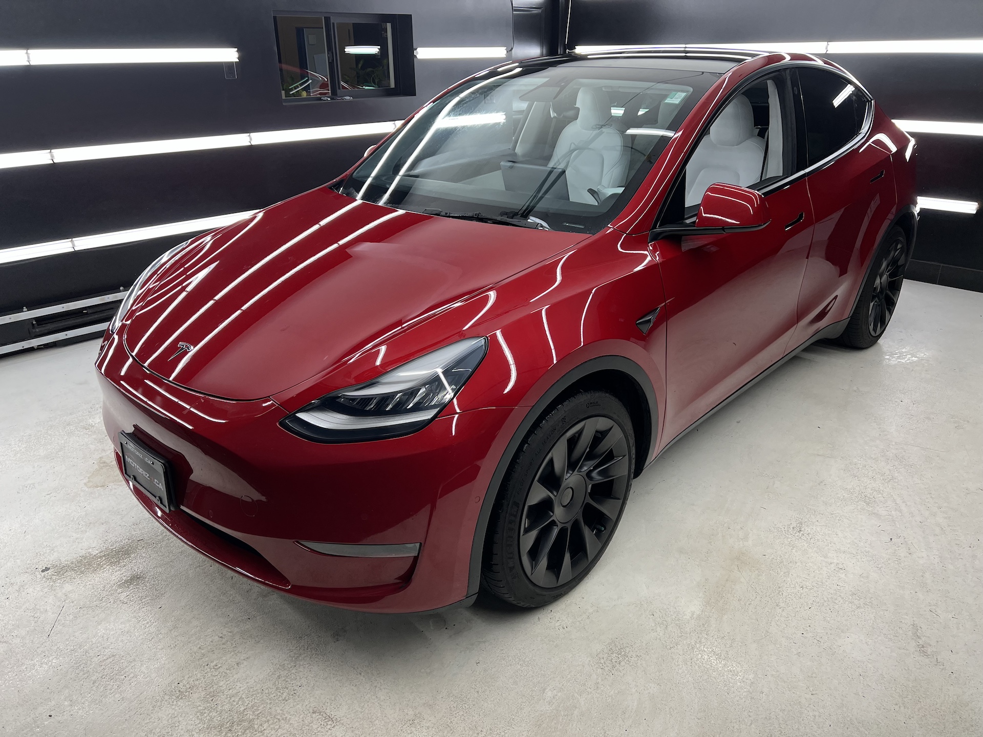 Tesla Model Y Long Range Dual Motor