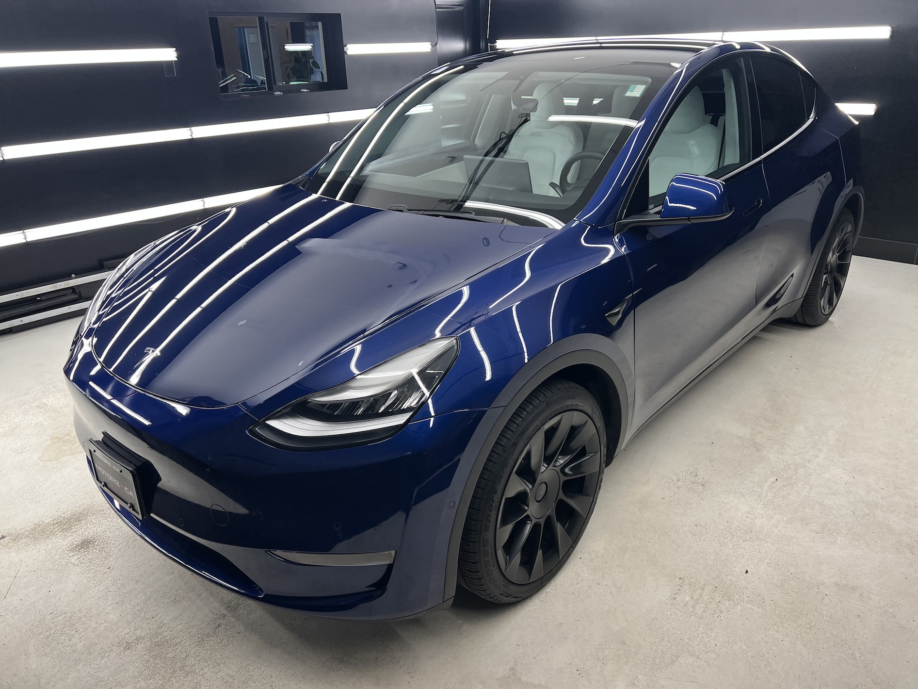 Tesla Model Y Long Range Dual Motor