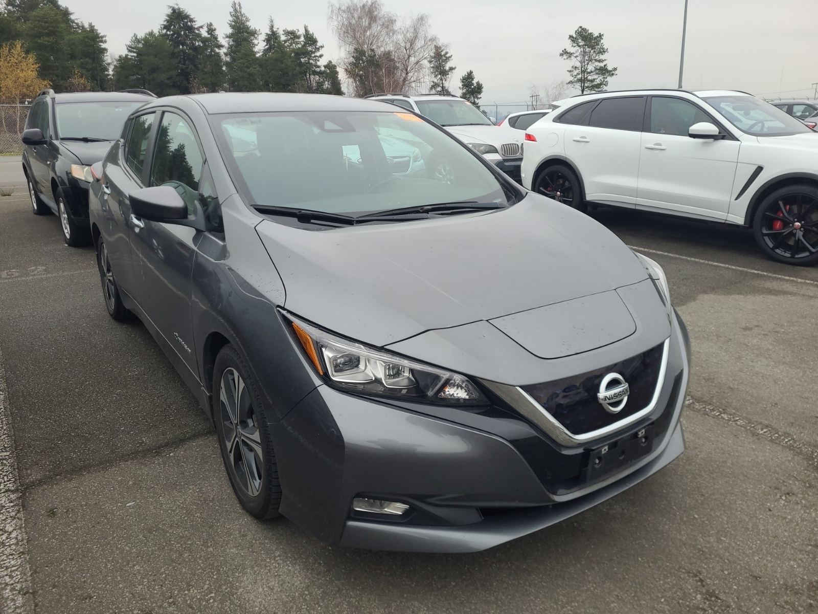 2019 Nissan Leaf SV Grey