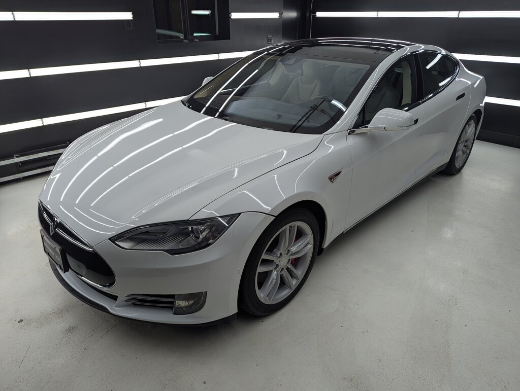 Tesla Model S P85D