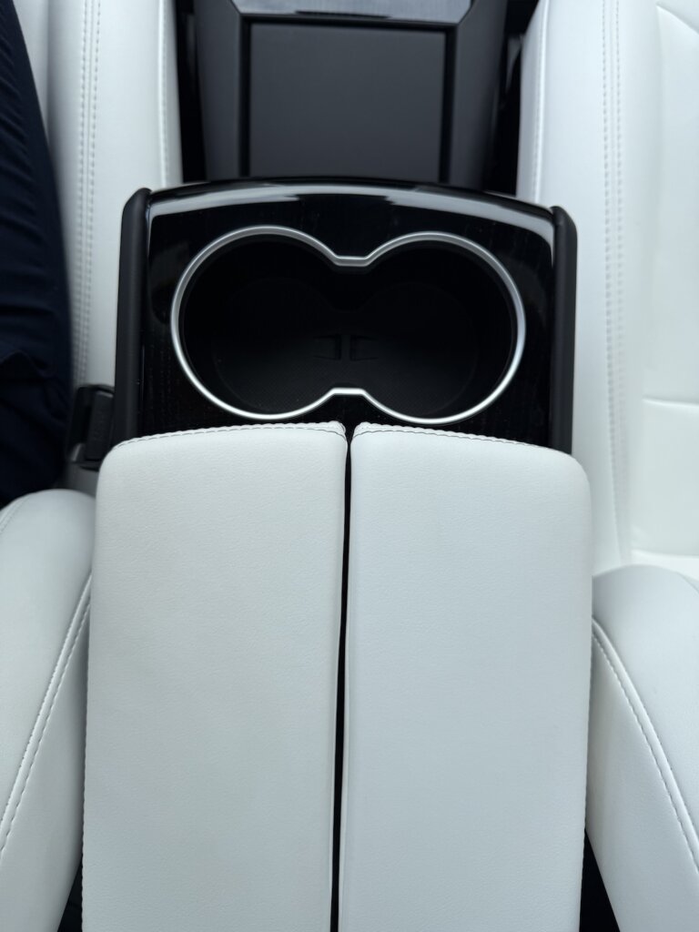 M9534-Tesla-Model-S-Motorize-79.jpeg